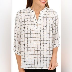 Cure print‎ v-neck top